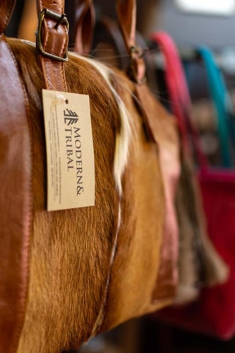 gallery-natural-springbok-leather-handbag